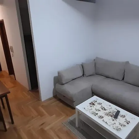 Apartment Luka