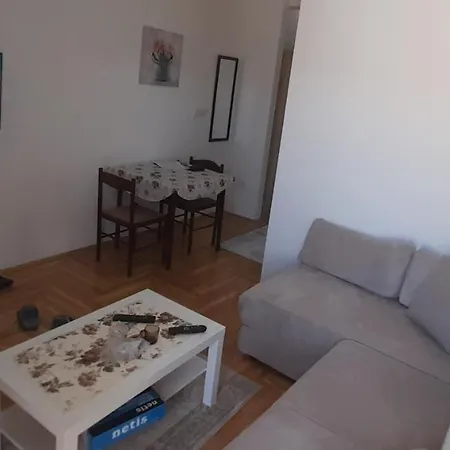 Apartment Luka