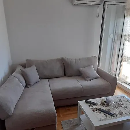 Luka Apartment