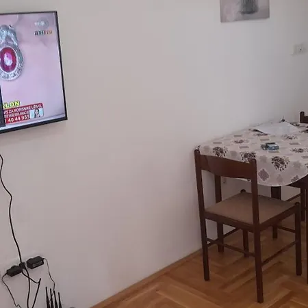 Luka Apartment